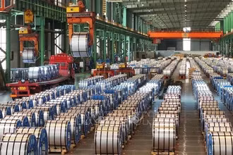 Thép thành phẩm của công ty sắt thép Shougang Jingtang Untied ở thị trấn Đường Sơn, tỉnh Hà Bắc, Trung Quốc. (Ảnh: THX/TTXVN)