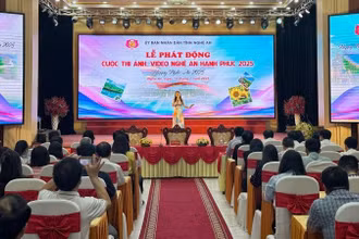 Quang cảnh buổi lễ.