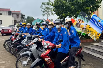 Các điều tra viên sẵn sàng xuống địa bàn. (Ảnh: HNV)