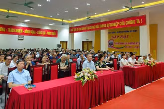Việc cho thôi làm Trưởng thôn, Tổ trưởng tổ dân phố được quyết định tại cuộc họp của cộng đồng dân cư. (Ảnh: CTV)