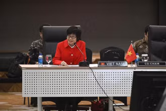 Đại sứ Tôn Thị Ngọc Hương trong một cuộc họp tại Ban Thư ký ASEAN. (Ảnh: Phái đoàn đại diện thường trực Việt Nam tại ASEAN)