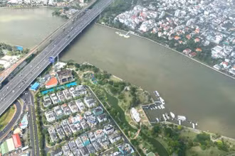 Giá trị bất động sản chỉ thực sự được tác động tích cực khi hưởng đòn bẩy tăng trưởng kinh tế địa phương và cải thiện môi trường đầu tư. (Ảnh: THU HÀ)