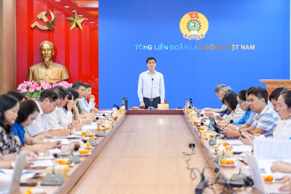 Toàn cảnh hội thảo góp ý kiến. (Ảnh: HỮU CHÁNH)