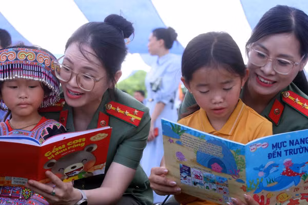 Những điểm sáng bình yên.