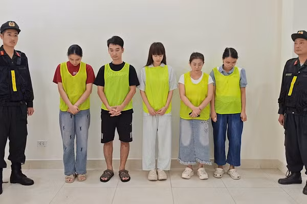 Các đối tượng bị khởi tố. (Ảnh: Công an Hà Nội)