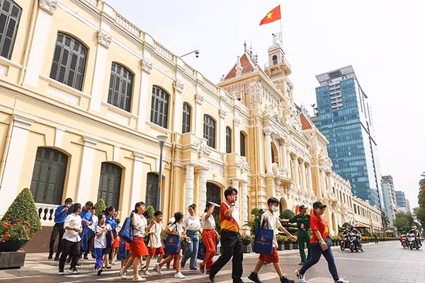 TP Hồ Chí Minh là địa phương đi đầu và khai sinh ra mô hình "Trật tự viên du lịch".