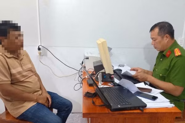 Ông T. T bị xử phạt 12,5 triệu đồng. ( Ảnh: Công an phường Vĩnh Tế)
