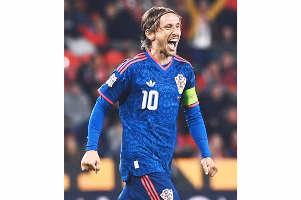 Modric đi vào lịch sử