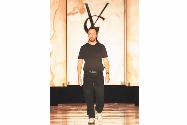 10 năm của Vaccarello tại Saint Laurent