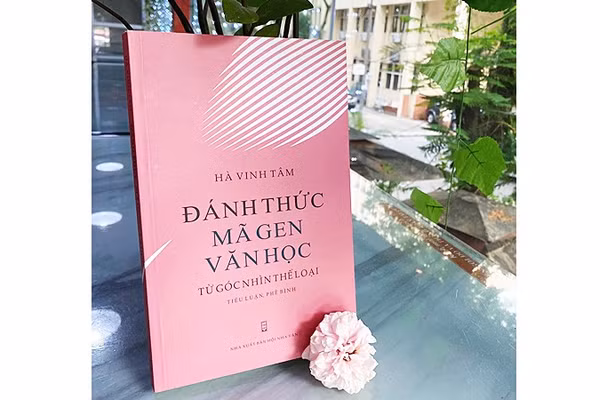 Mã gen văn chương và niềm tha thiết làm nghề