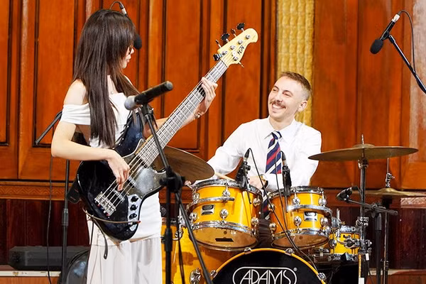 Tinh thần jazz sinh viên tươi trẻ.