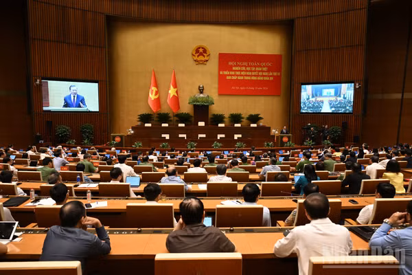 Quang cảnh hội nghị.