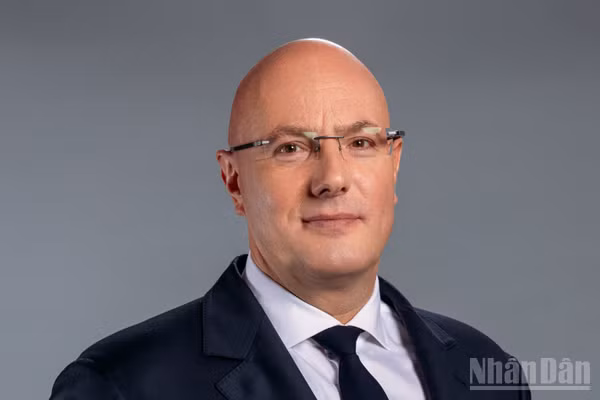 Phó Thủ tướng Nga Dmitry Chernyshenko.