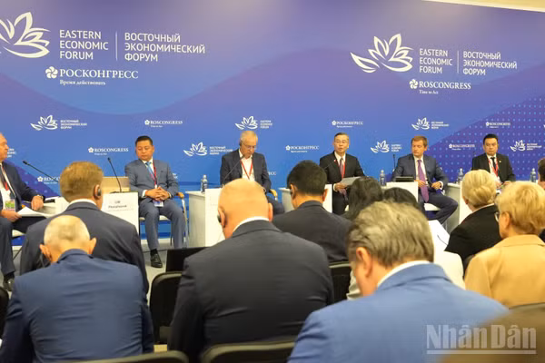 Đối thoại kinh doanh Nga-ASEAN. (Ảnh: THANH THỂ)