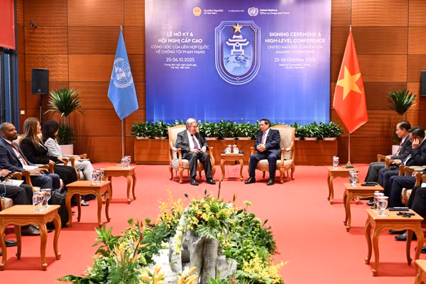 Thủ tướng Phạm Minh Chính tiếp Tổng Thư ký Liên hợp quốc Antonio Guterres.