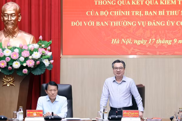 Đồng chí Nguyễn Thanh Nghị, Ủy viên Bộ Chính trị, Bí thư Trung ương Đảng, Trưởng ban Chính sách, chiến lược Trung ương, Trưởng đoàn kiểm tra phát biểu tại hội nghị. (Ảnh: Bộ Công an)