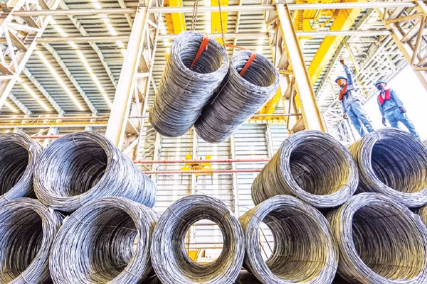 Sản xuất thép tại nhà máy của Tập đoàn Hòa Phát. (Ảnh: ĐỨC DŨNG)