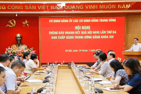 Cơ quan Đảng ủy các cơ quan Đảng Trung ương tổ chức thông báo nhanh kết quả Hội nghị Trung ương 3 khóa XIV.