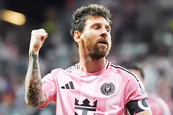 Messi tỏa sáng trở lại