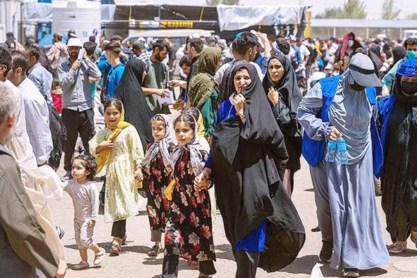 Làn sóng hồi hương gây áp lực lên nền kinh tế Afghanistan. Ảnh: ANADOLU AGENCY