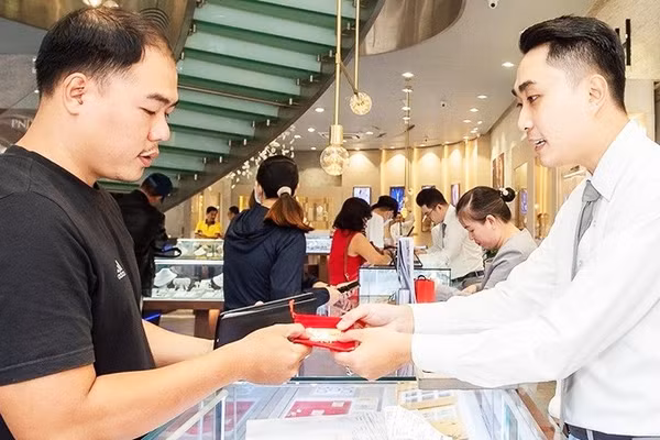 Thị trường vàng cần tiến thêm một bước từ truy vết giao dịch sang truy xuất sản phẩm.