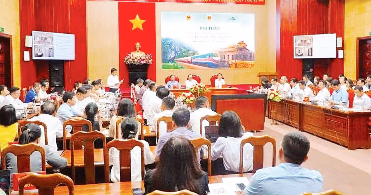 Hội thảo Phát triển sản phẩm du lịch đường sắt Cố đô Huế-Phong Nha: Hành trình kỳ quan-Di sản thế giới (Ảnh HOÀNG PHÚC)