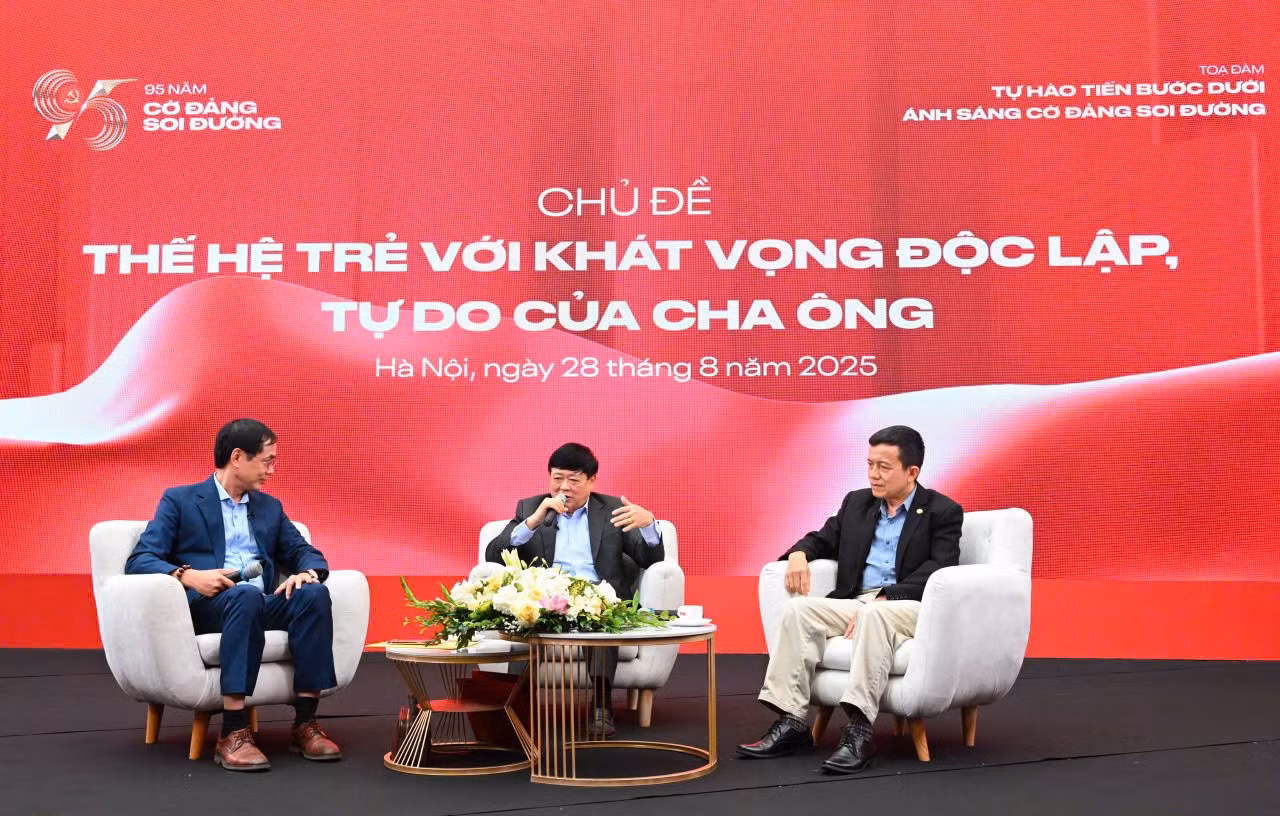 Tọa đàm “Thế hệ trẻ với khát vọng độc lập, tự do của cha ông” (Ảnh: THÀNH ĐẠT)