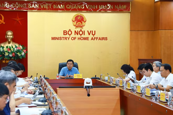Bộ trưởng Nội vụ Nguyễn Tiến Hải chủ trì hội nghị. (Ảnh: Moha)
