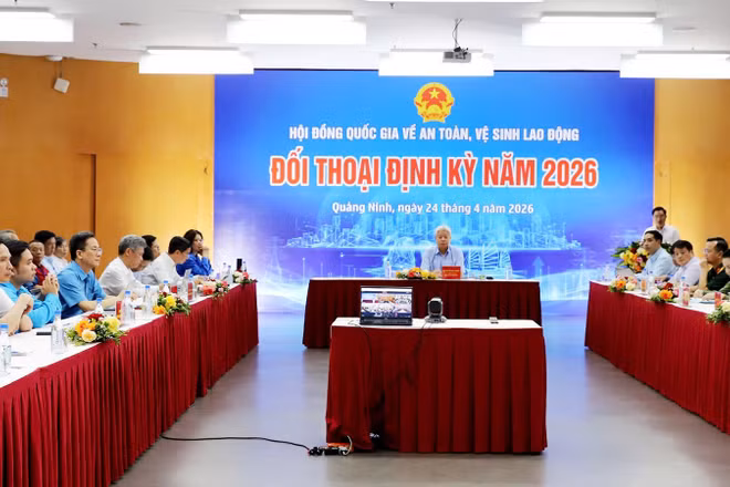 Quang cảnh đối thoại. (Ảnh Moha)