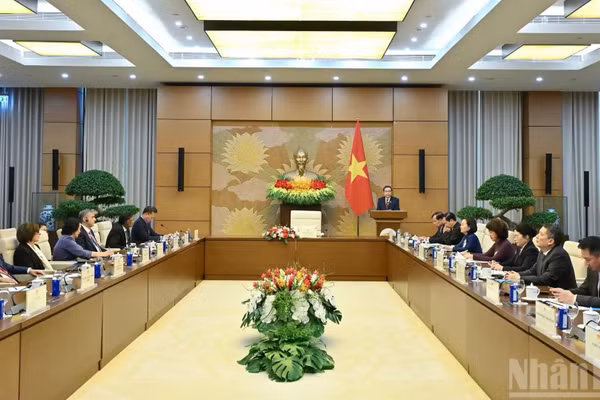 Quang cảnh cuộc tiếp tại Nhà Quốc hội. (Ảnh: THỦY NGUYÊN)