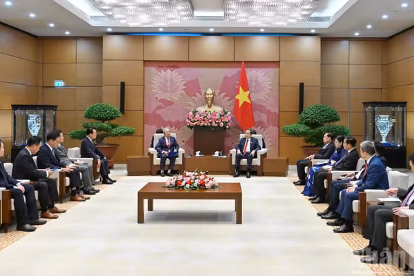 Quang cảnh cuộc tiếp tại Nhà Quốc hội. (Ảnh: THỦY NGUYÊN)