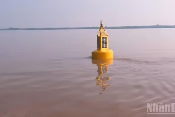 Chủ động ứng phó nguy cơ thiếu hụt nguồn nước do ảnh hưởng của El Nino. (Ảnh minh họa: VĂN ÚT)
