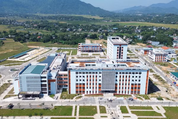 Tuyên Quang đẩy nhanh tiến độ thi công các dự án, tăng tốc giải ngân vốn đầu tư công. (Ảnh: ĐỨC THẮNG)