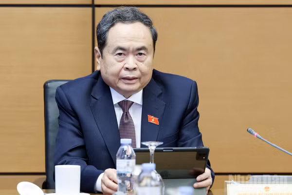 Chủ tịch Quốc hội Trần Thanh Mẫn phát biểu tại tổ. (Ảnh: DUY LINH)