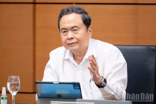 Chủ tịch Quốc hội Trần Thanh Mẫn phát biểu tại tổ. (Ảnh: DUY LINH)