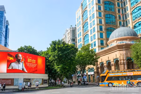 Thành phố Hồ Chí Minh tiếp tục khẳng định vị thế đầu tàu kinh tế và trụ cột ngân sách quốc gia. (Ảnh: THẾ ANH)