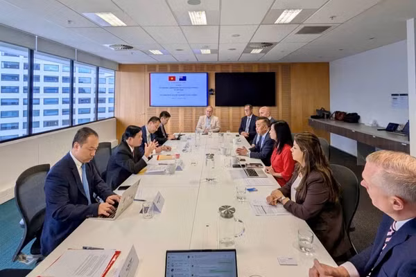Đoàn công tác làm việc tại Hội đồng Doanh nghiệp ASEAN-New Zealand. (Ảnh: Ban Chính sách, chiến lược Trung ương)
