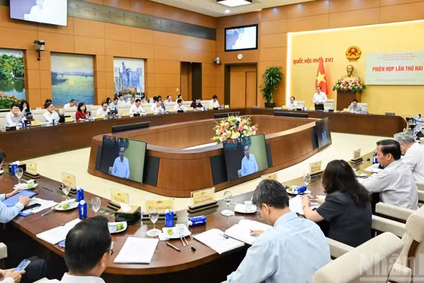 Quang cảnh Phiên họp lần thứ hai của Ban Chỉ đạo Tổng rà soát hệ thống văn bản quy phạm pháp luật. (Ảnh: DUY LINH)