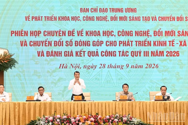 Thủ tướng Chính phủ Lê Minh Hưng chủ trì Phiên họp của Ban Chỉ đạo Trung ương. (Ảnh: TRẦN HẢI)