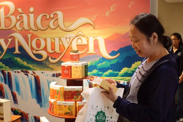 Chương trình “Sức sống hàng Việt” số 15 với chủ đề “Bài ca Tây Nguyên” diễn ra từ ngày 23-25/10 tại Hà Nội. (Ảnh: B.T)