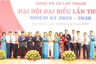 Ban Chấp hành Đảng bộ xã Lập Thạch nhiệm kỳ 2025-2030.