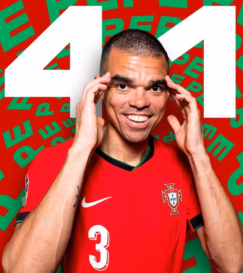 Pepe đã hơn 41 tuổi và vẫn đóng vai trò quan trọng trong đội hình Bồ Đào Nha ở EURO 2024. (Ảnh: UEFA)