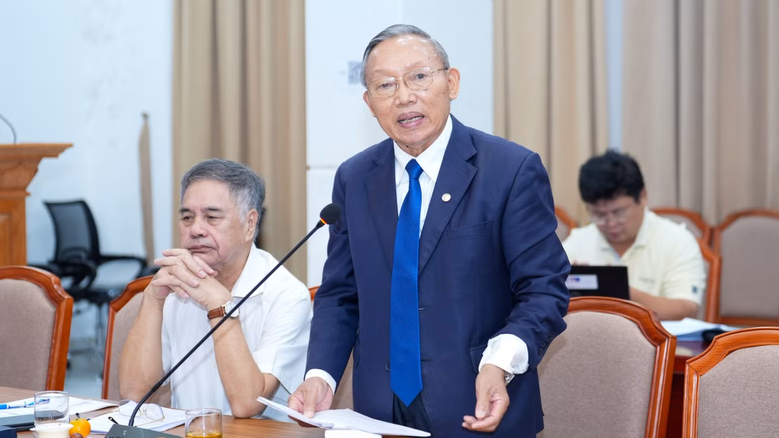hcn01840-92.jpg