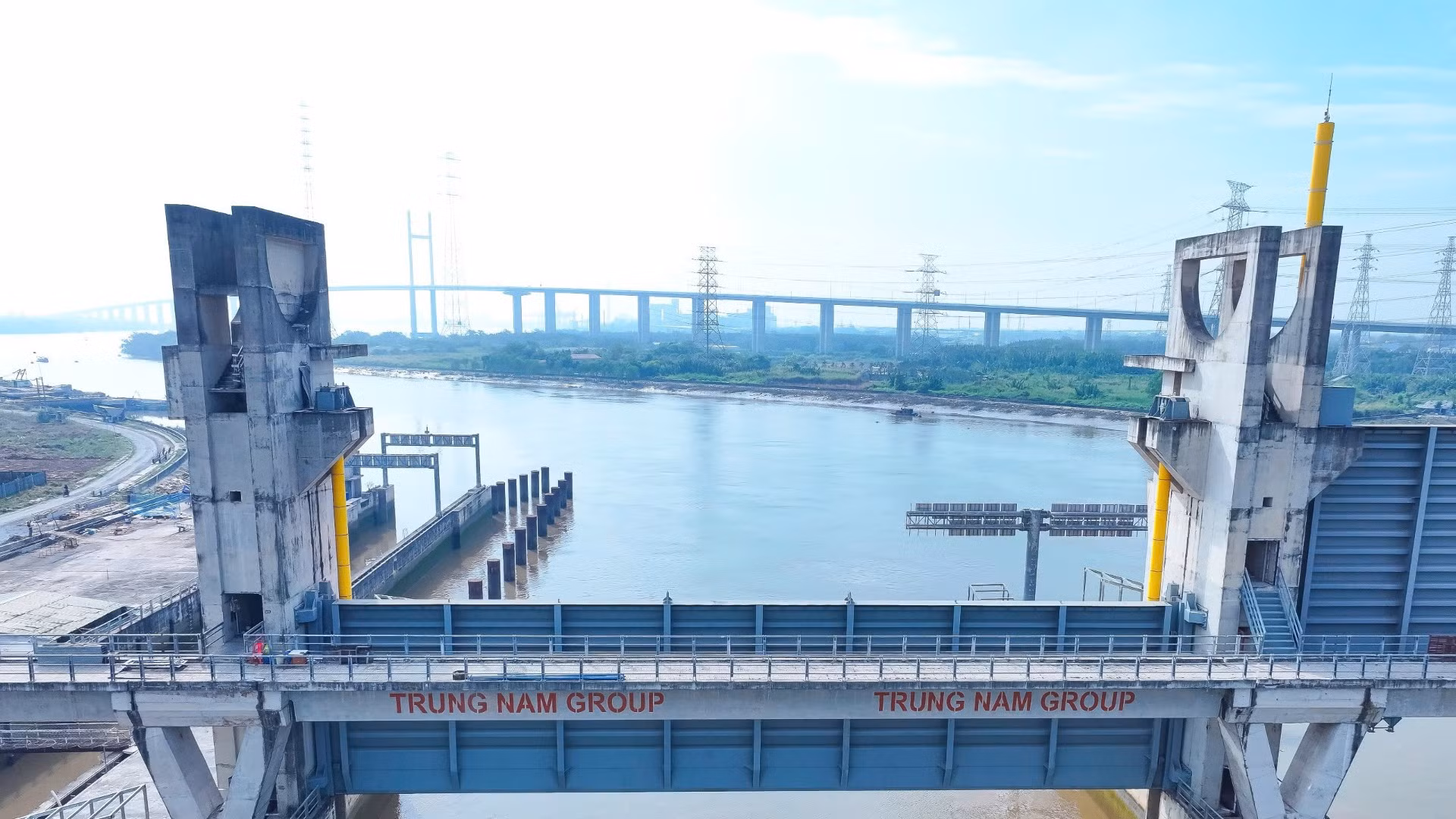 Dự án Giải quyết ngập do triều khu vực Thành phố Hồ Chí Minh giai đoạn 1 đã được tháo gỡ các vướng mắc để phấn đấu vận hành hiệu quả trong năm 2026.