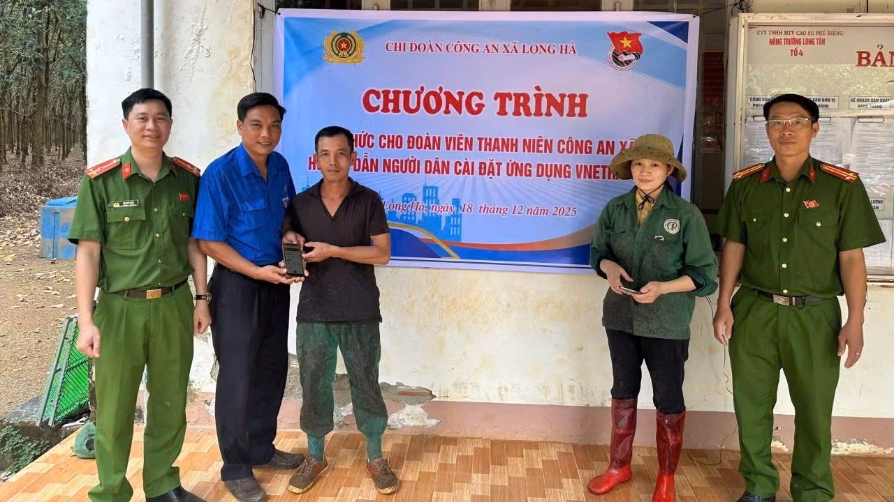 bai-90-anh-4-ho-tro-nhan-dan-cai-dat-vnid-3694.jpg