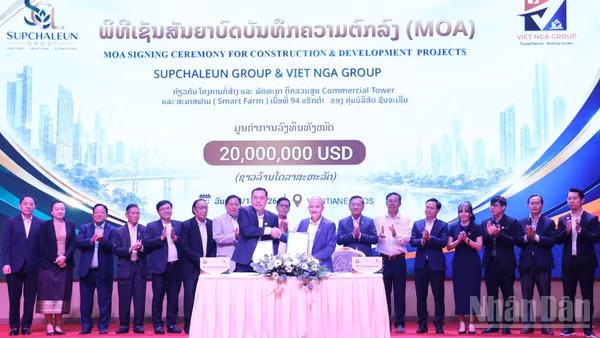 Lễ ký kết Biên bản thỏa thuận hợp tác triển khai dự án. (Ảnh: DUY TOÀN)