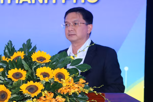 Phó Chủ tịch Ủy ban nhân dân Thành phố Hồ Chí Minh Nguyễn Mạnh Cường phát biểu tại hội thảo. (Ảnh: Mạnh Cường)