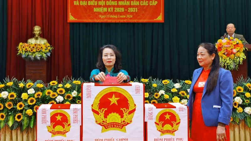 c-huong-9130.jpg