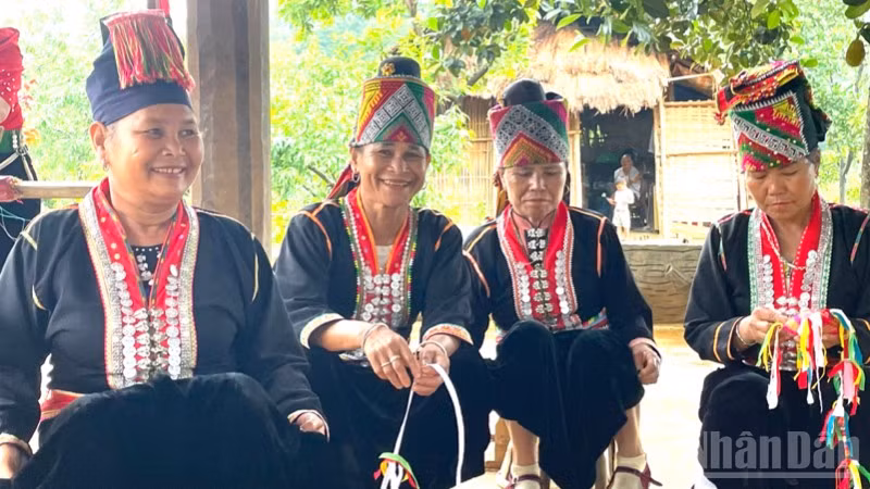 Tuần “Đại đoàn kết các dân tộc-Di sản Văn hóa Việt Nam” năm 2025 có sự tham gia của hơn 200 đồng bào thuộc 18 dân tộc. 