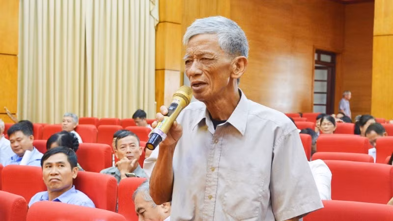 cu-tri-luc-nam-1455.jpg